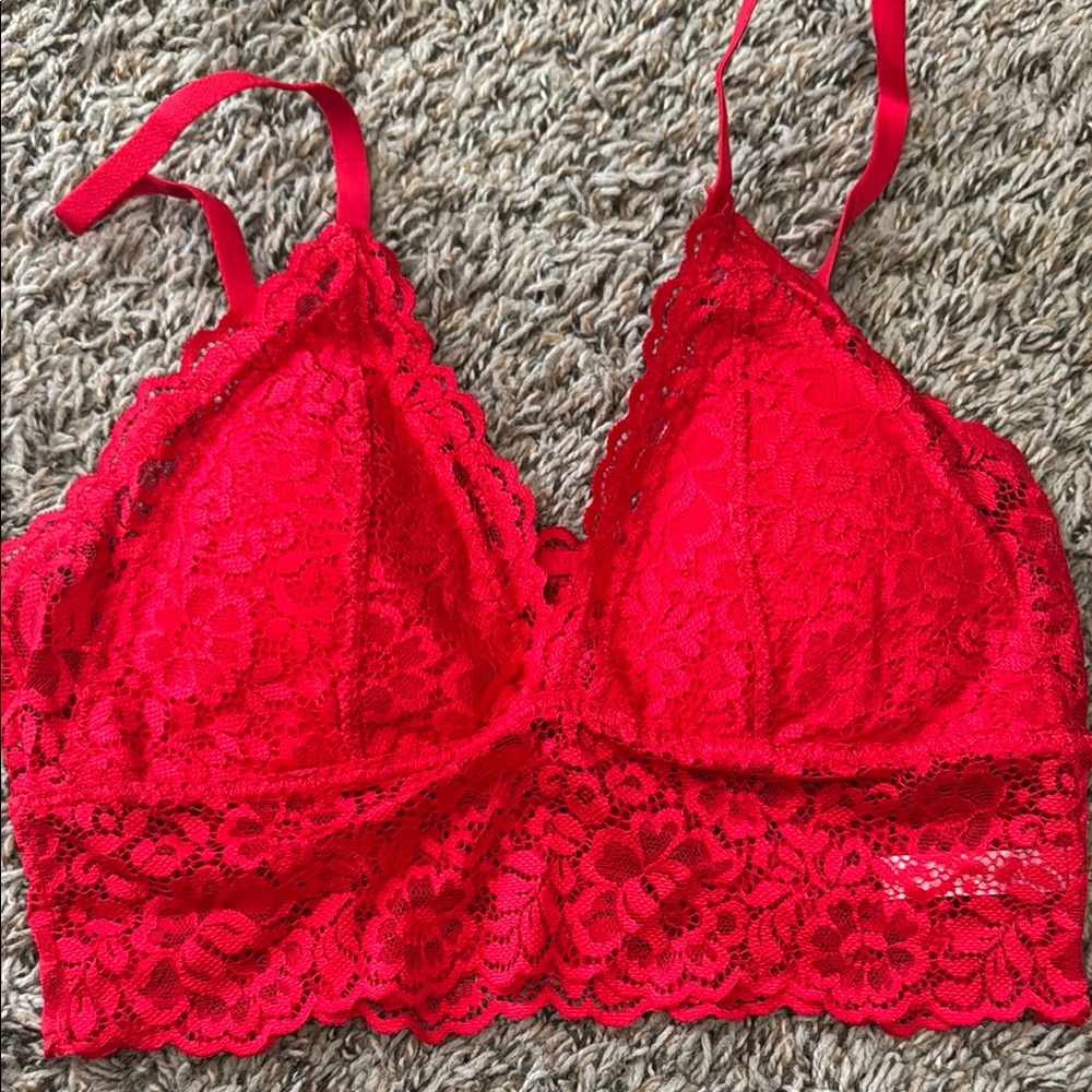 Gianni Bini Red Lace Bralette with Floral Detailing